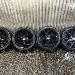 18” Volkswagen Golf GTI replica alloy wheels - 5x112
