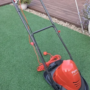 Flymo electric hover lawnmower - Image 2