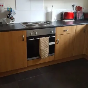 Double Room Available - Image 8