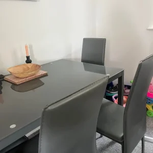 Dining table - Image 2