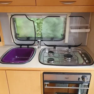 Elddis Xplore 302 compact 2 berth caravan - Image 5