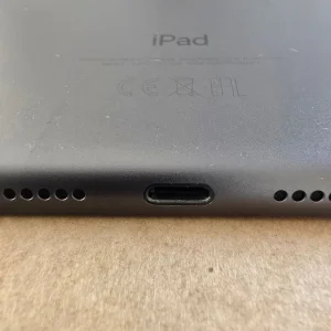 Apple iPad 7th Gen 10.2" WiFi & Cell 32GB Space Grey - Image 6