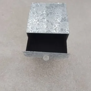 Jewellery Box Mirrored with 3 Drawers & Flower Etched Design - Image 2