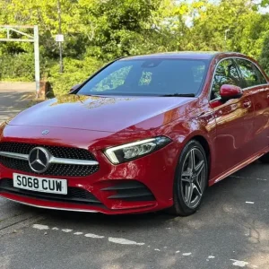 2019 Mercedes-Benz A-Class 1.5 A180d AMG Line 7G-DCT Euro 6 5-door hatchback - Image 8