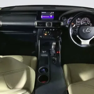 2015 Lexus IS 300h Executive Edition Hybrid - Image 3