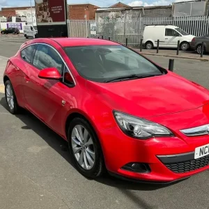 Vauxhall Astra GTC automatic - Image 5