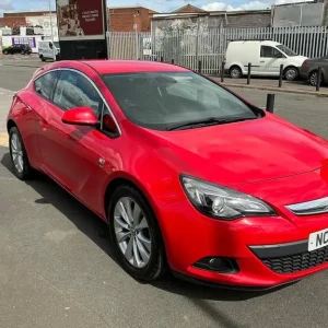 Vauxhall Astra GTC automatic - Image 6