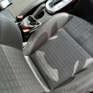 Vauxhall Astra GTC automatic - Image 8