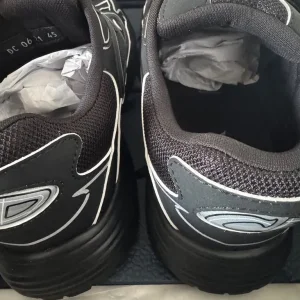 Dior B30s Men's Size 10 UK - Image 4