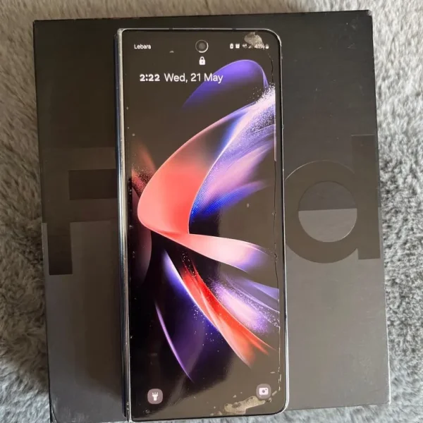 Samsung Galaxy Z Fold 4 512GB unlocked, inside screen issue