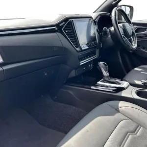 2023 Isuzu D-Max 1.9 Arctic Double Cab 4x4 Auto - Image 4