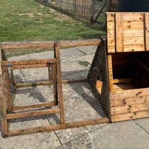 Carpenter made chicken coop and rabbit house with run - Image 6