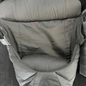 Ergobaby infant insert for baby carrier - Image 3