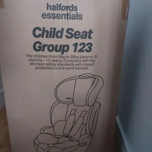 Halfords child car seat