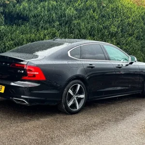 2019 Volvo S90 D4 R-Design 2.0 Diesel Auto - Image 4