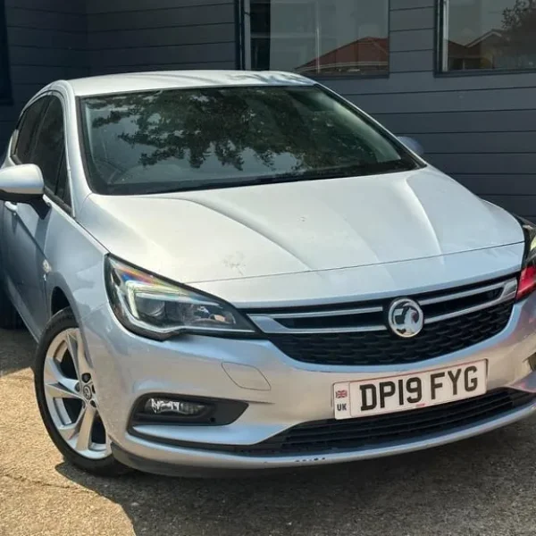 2019 Vauxhall Astra 1.0i Turbo ecoTEC SRi Nav Euro 6 5-door hatchback