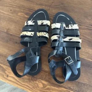 Ladies sandals - Image 3