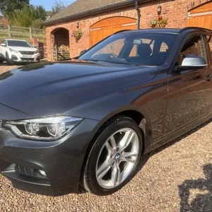2017 BMW 3 Series 2.0d M Sport Touring Estate - Image 3