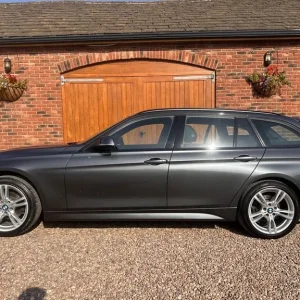 2017 BMW 3 Series 2.0d M Sport Touring Estate - Image 5