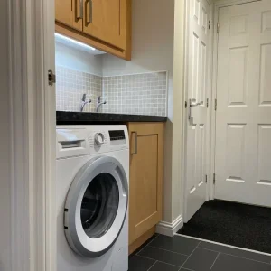 Kitchen Units & Utility Units - Image 6
