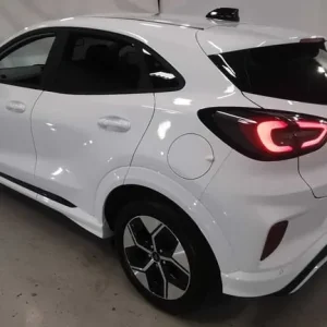 2025 Ford Puma 123kW Select 43kWh 5-door auto hatchback electric - Image 2