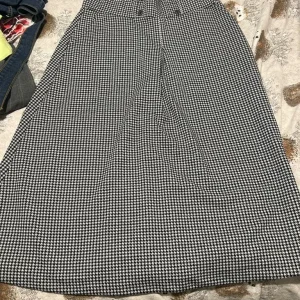 Below the knee skirt
