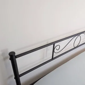 Double bed metal frame 135cms*190cms - Image 4