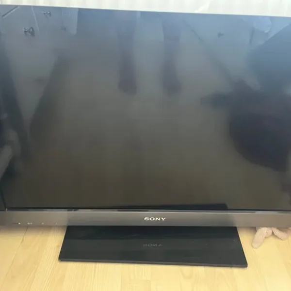SONY Bravia 32” TV