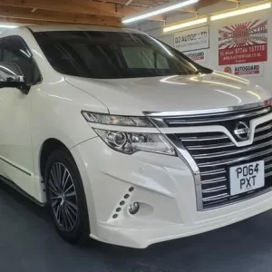 Nissan Elgrand e52 3.5L automatic 8-seater white 2014
