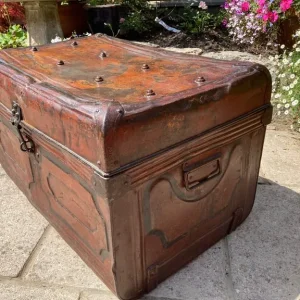 Vintage Metal Trunk - Image 3