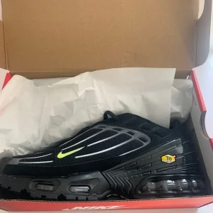 Men’s trainers - Image 2