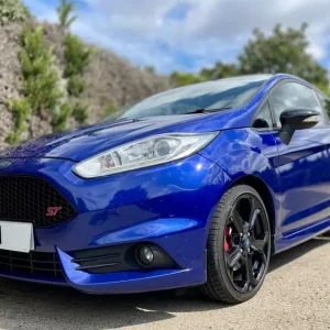 2015 Ford Fiesta ST-2 1.6 Turbo, 6-speed manual, blue 3-door hatchback - Image 2