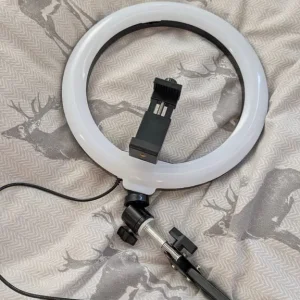Ring light and phone holder