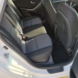 2015 Hyundai i30 1.6 SE Hatchback - Image 7