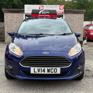 2014 Ford Fiesta 1.25 Zetec Euro 5 5-door hatchback petrol manual - Image 2