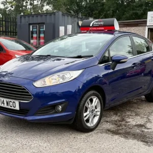 2014 Ford Fiesta 1.25 Zetec Euro 5 5-door hatchback petrol manual - Image 3