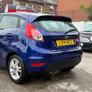 2014 Ford Fiesta 1.25 Zetec Euro 5 5-door hatchback petrol manual - Image 4