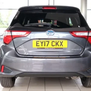 2017 Toyota Yaris 1.5 Excel Hybrid VVT-i CVT 5-door Hatchback - Image 7