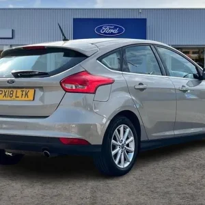 2018 Ford Focus 1.5 EcoBoost Titanium with Nav and Manual Hatchback - Image 4