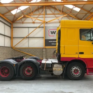 DAF XF105 460 Space Cab Euro 5 6x2 Tractor Unit – 2013 - Image 5