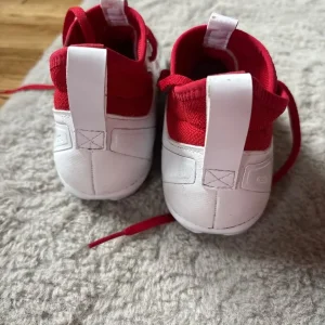 Boys uk size 3 adidas football boots - Image 4