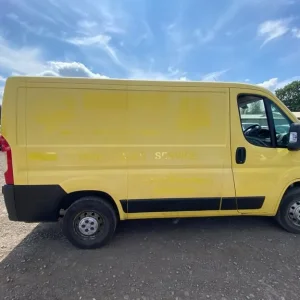 2019 Citroen Relay 33 L1H1 Enterprise Blue HDi Panel Van - Image 8