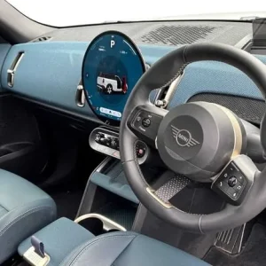 2024 MINI Countryman E Exclusive 66kWh 5-door Electric Hatchback - Image 8