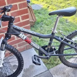 Kids bike - Image 4