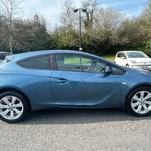 2013 Vauxhall Astra GTC 2.0 CDTI - Image 6