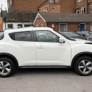 2019 Nissan Juke 1.6 Acenta XTRON Euro 6 5-door hatchback - Image 7