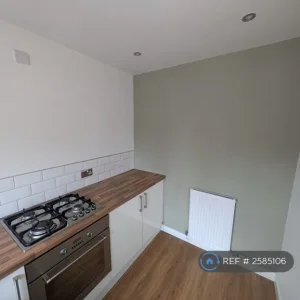 1 bedroom flat in Lane Croft, st-columb, Colan - Image 5