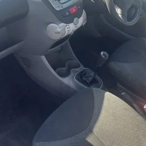 Toyota Aygo 2011 hatchback manual 5-door - Image 2