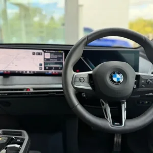 2025 BMW iX xDrive60 M Sport Electric SUV - Image 6