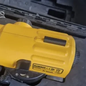 Dewalt DW96 Lazer Level - Image 3